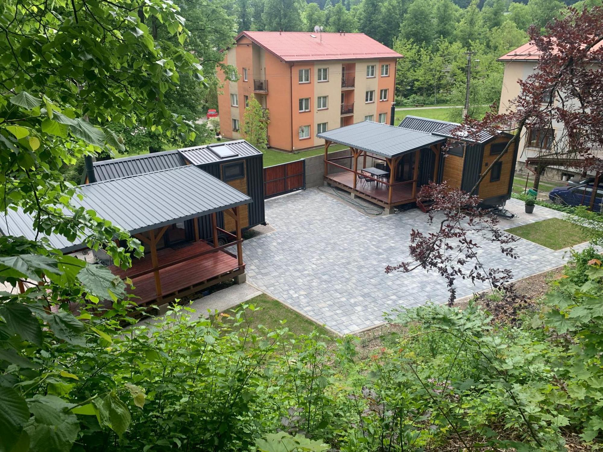 Lubochna Minidomceky - Frodo & Bilbo Apartment Екстериор снимка